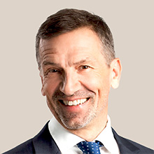 Dr. Stefan Poledna